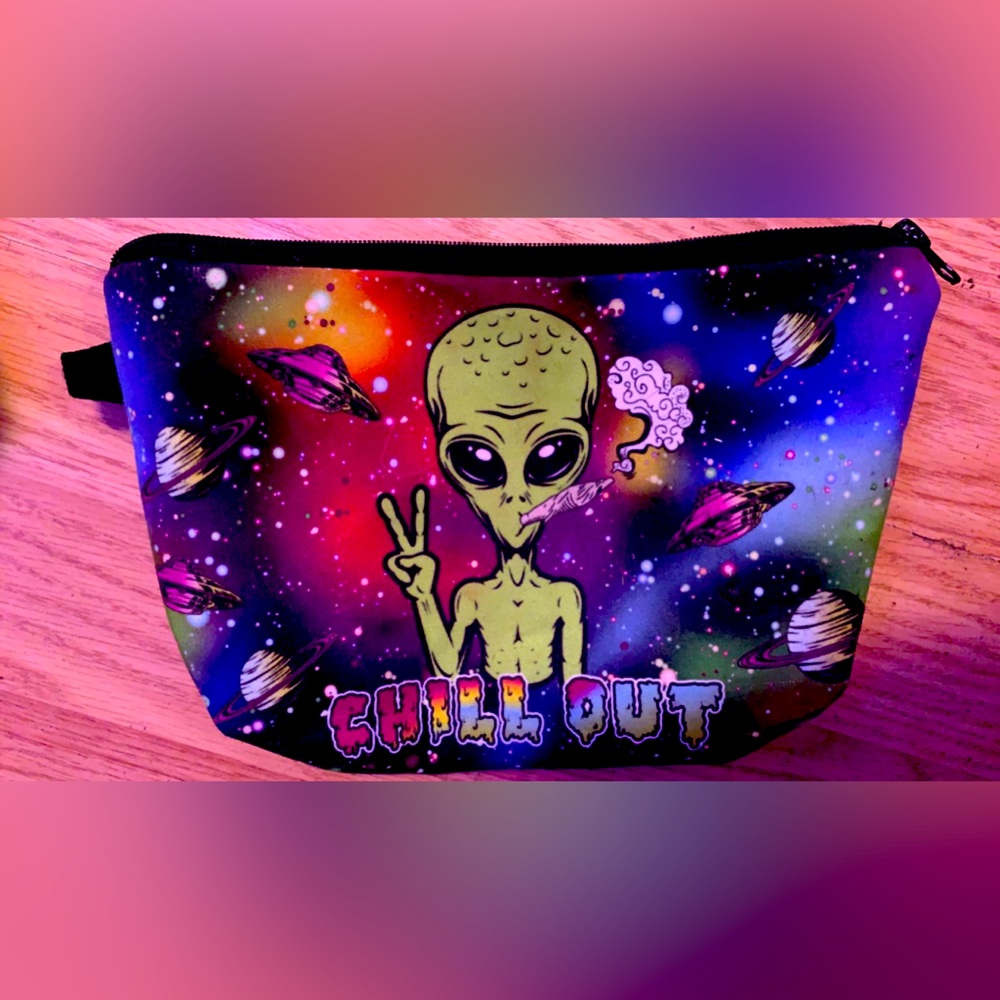 alien pouch bag